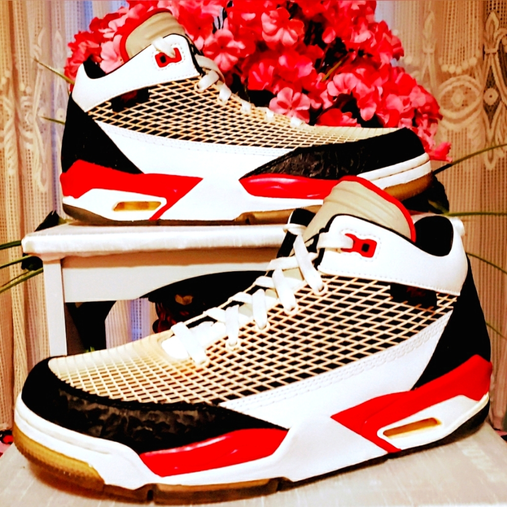 Nike Air Jordans Flight Club Mens Sneakers Size 9